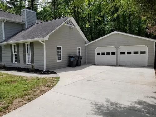 Building Photo - 411 Princeton Way