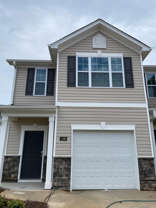 Building Photo - 1186 Evelynnview Ln