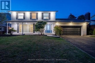 Building Photo - 49 Royal York Rd