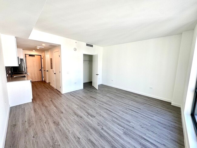 Foto del edificio - 355 NW 19th Ln