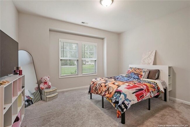 Foto del edificio - 601 Laurel Lake Rd