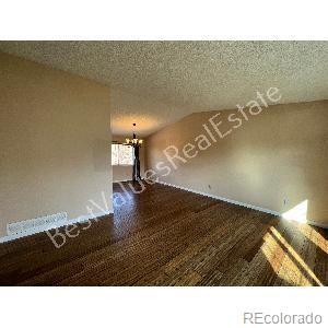 Building Photo - 705 Prairie Ridge Rd