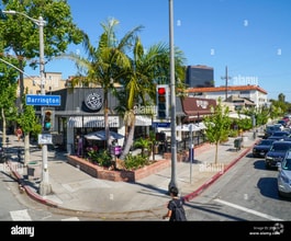 Building Photo - 922 S Barrington Ave
