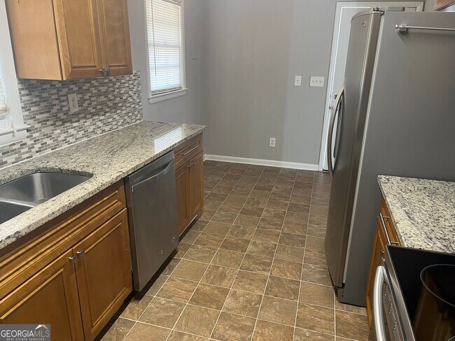 Building Photo - 2717 Elkhorn Dr
