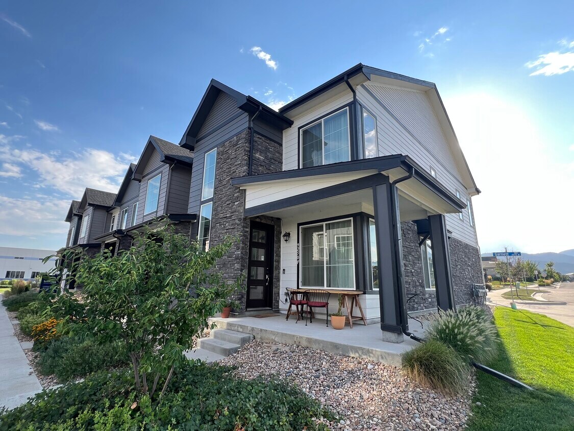 Foto principal - 9250 Garnett Wy