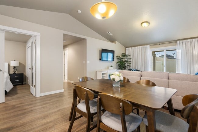 Foto del edificio - House for Rent by Amon Creek Elementary School