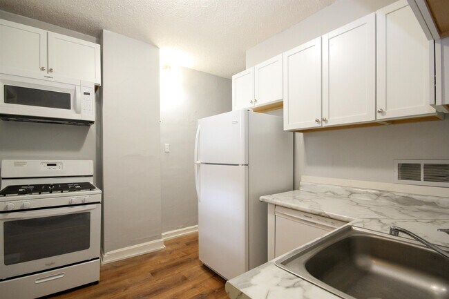 Foto del edificio - 580 Thomas Ave W