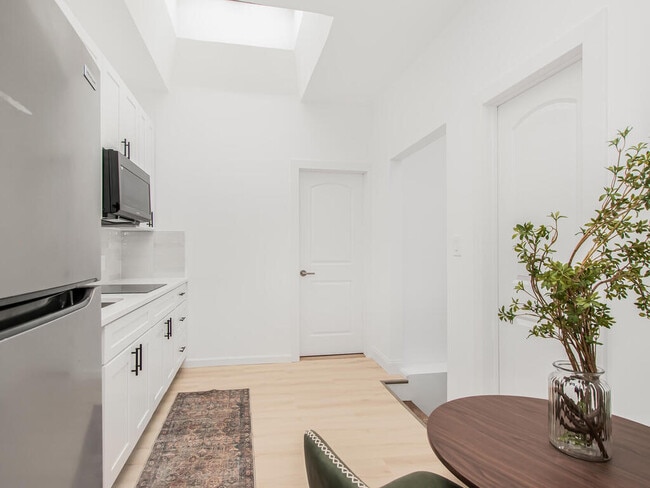 Building Photo - 507 Weiher Ct