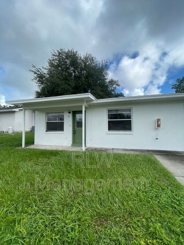 Building Photo - 117 Cherry Ave