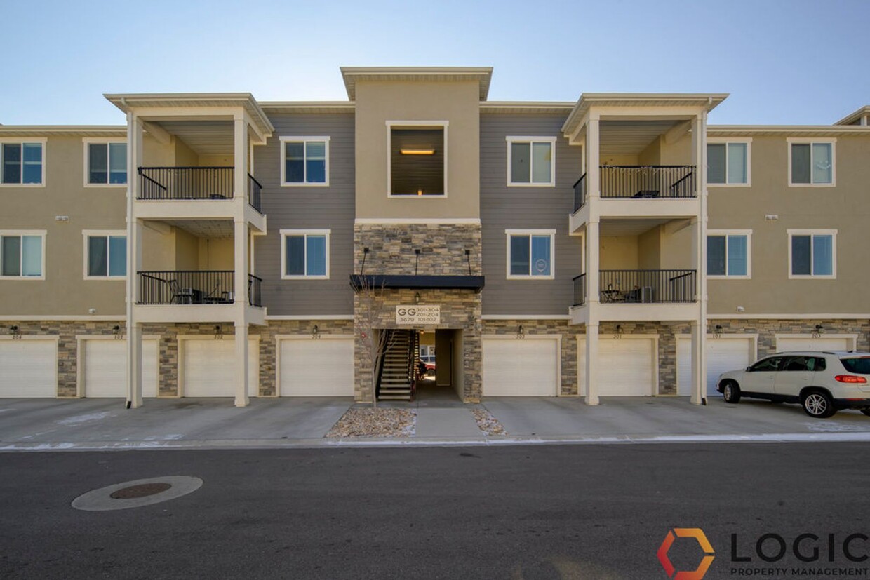 Foto principal - Beautiful 3 Bedroom Condo in Amazing Lehi ...