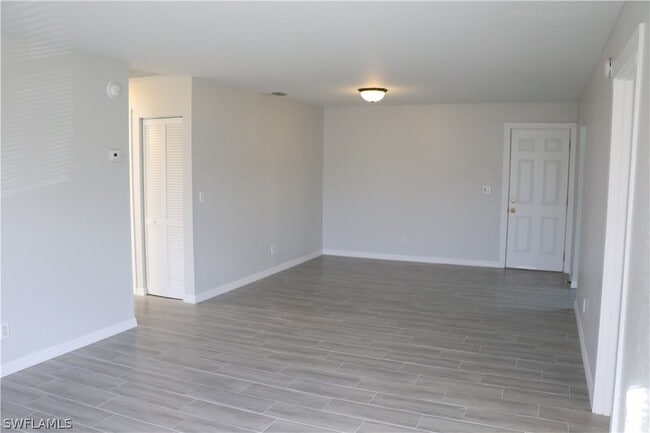 Building Photo - 4240 Arlington Ave