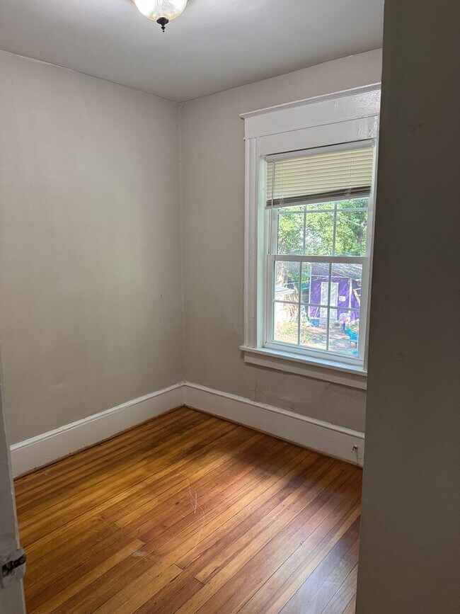 Foto del edificio - Beautiful two story North side home Availa...