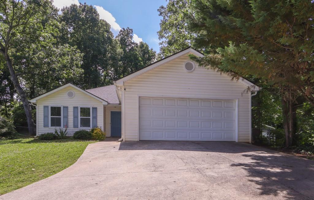 Foto principal - 165 Windy Hill Ct