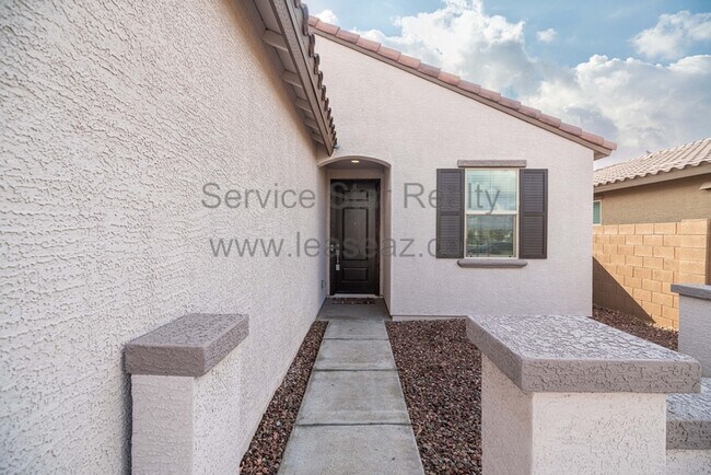 Foto del edificio - 9341 W Montecito Ave