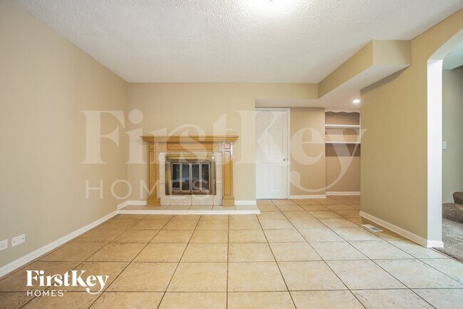 Building Photo - 5224 Lemon Ln