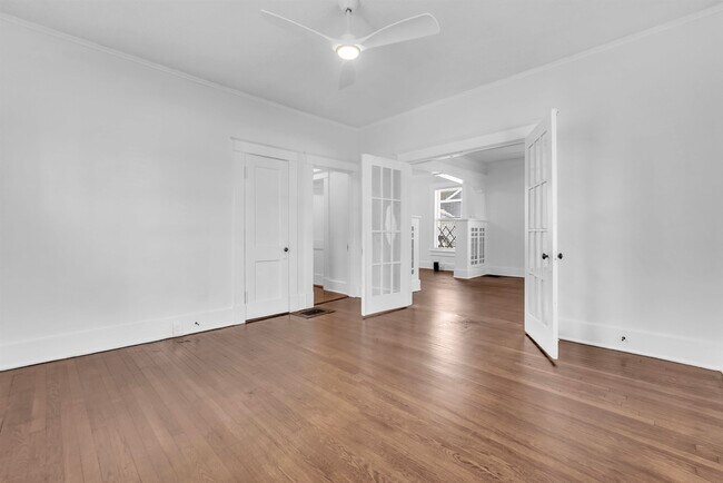 Foto del edificio - 1851 Manila Ave