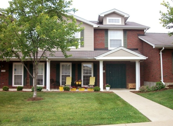 Primary Photo - Townhomes at Stonecrest