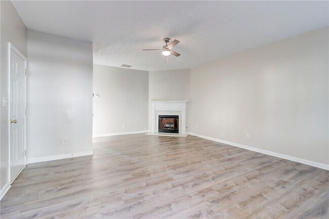 Foto del edificio - 2922 Greyhawk Ln