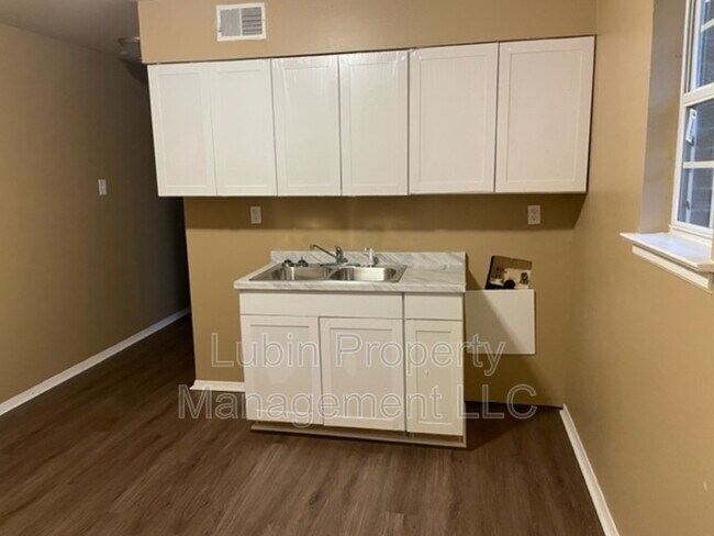 Foto del edificio - 1469 N Hollywood St