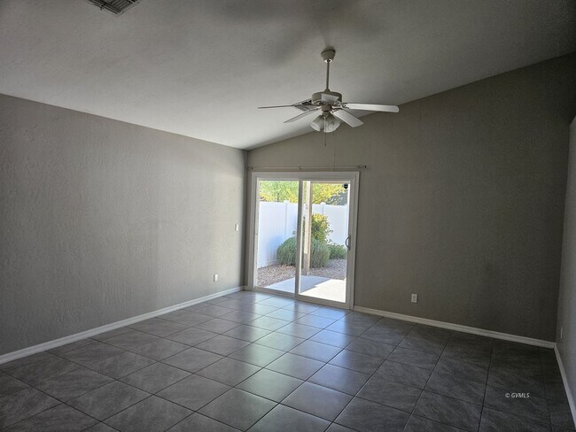 Building Photo - 1560 Whirlwind Way