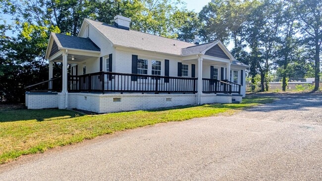 Photo - 21 Old Augusta Road House