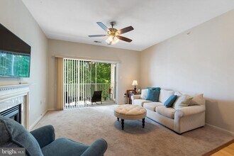 Building Photo - 12016 Amber Ridge Cir