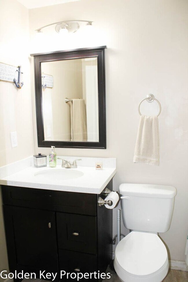 Foto del edificio - Single Story Home In Oceanside! Close to a...