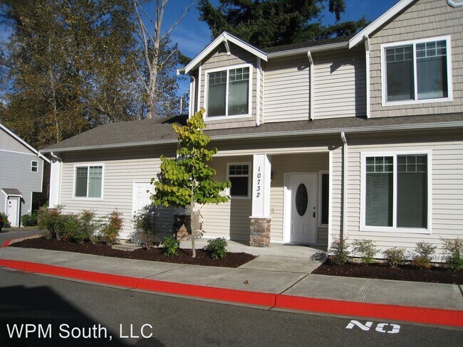 Building Photo - 3 br, 2.5 bath House - 10736 SE 170th St.