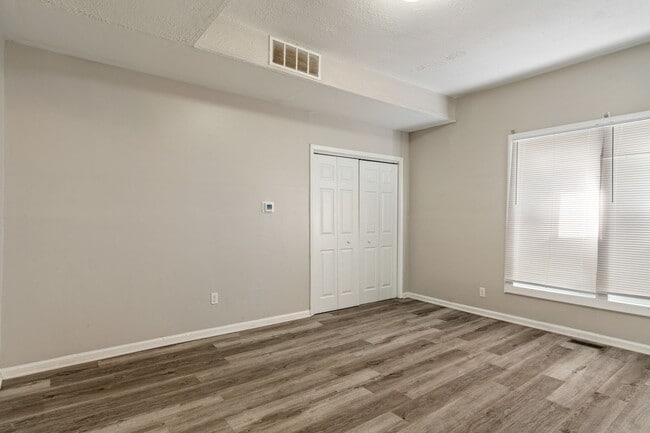 Building Photo - For Lease | 3 Bed, 1 Bath | 1,613 Sq Ft | ...