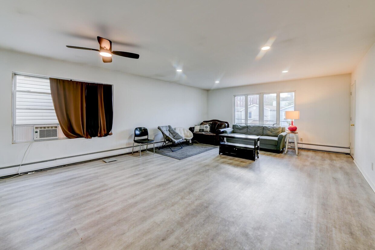 Foto principal - 708 Garfield Ave