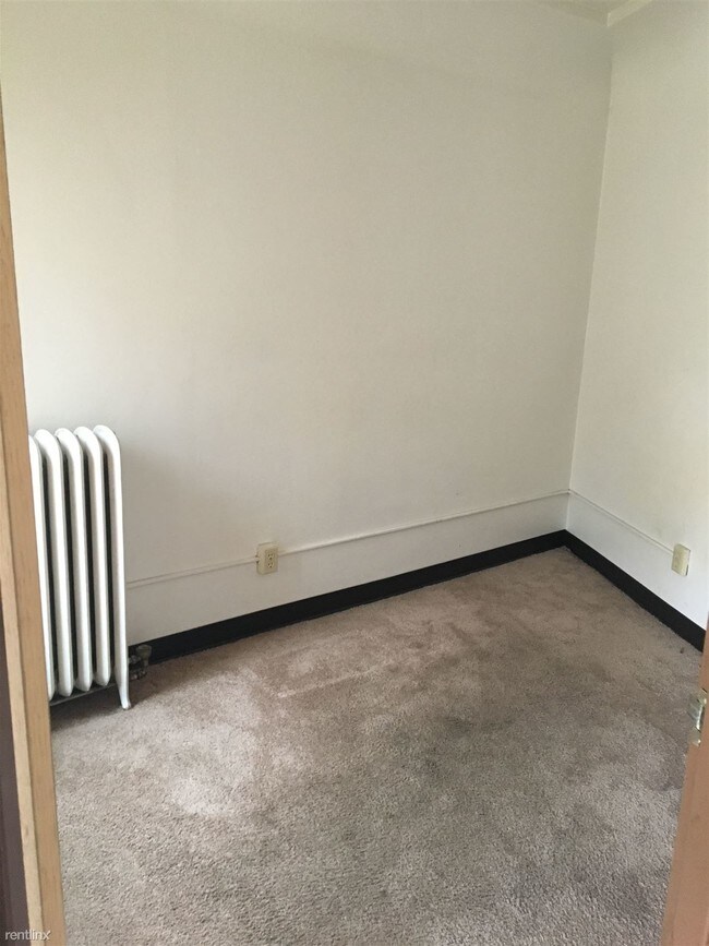 Foto del edificio - 3 br, 1 bath Apartment - Parkview Apartments