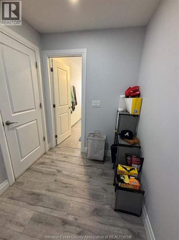 Photo du bâtiment - 521 Campbell Ave