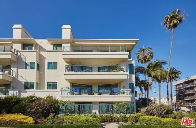 Building Photo - 951 Ocean Ave