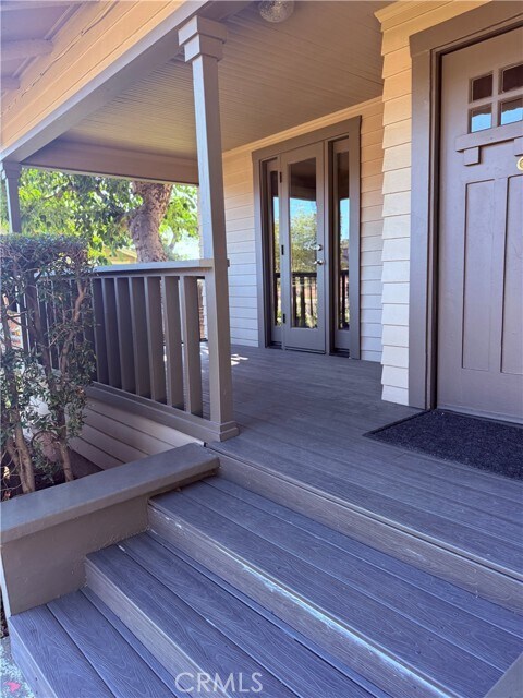 Foto del edificio - 119 N Cullen Ave