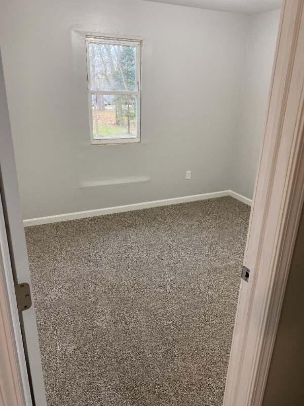 Foto del edificio - 121 Gilman Ave