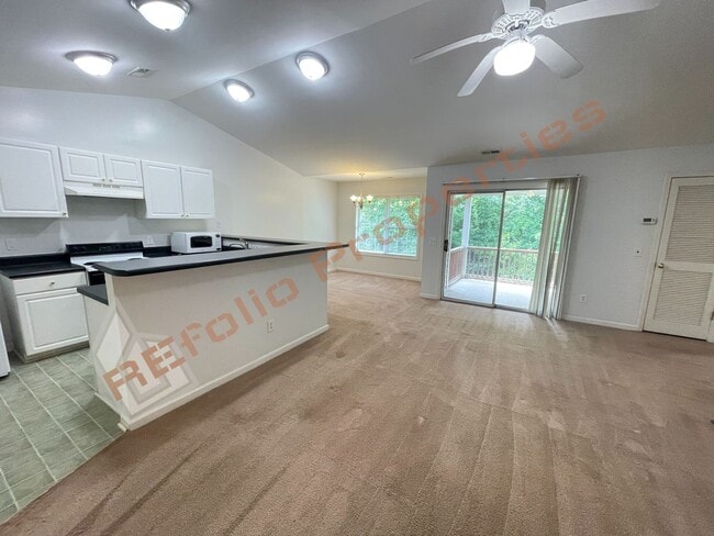 Foto del edificio - 3622 Wellington Ridge Loop