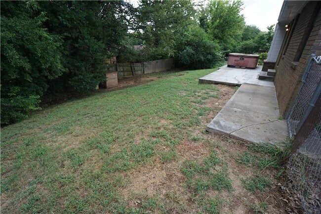Foto del edificio - 4 Bedroom House, Gas Heat and Hot Water, N...