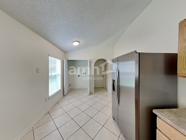 Foto del edificio - 784 Lake Doe Blvd