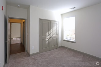 Building Photo - Watercourse