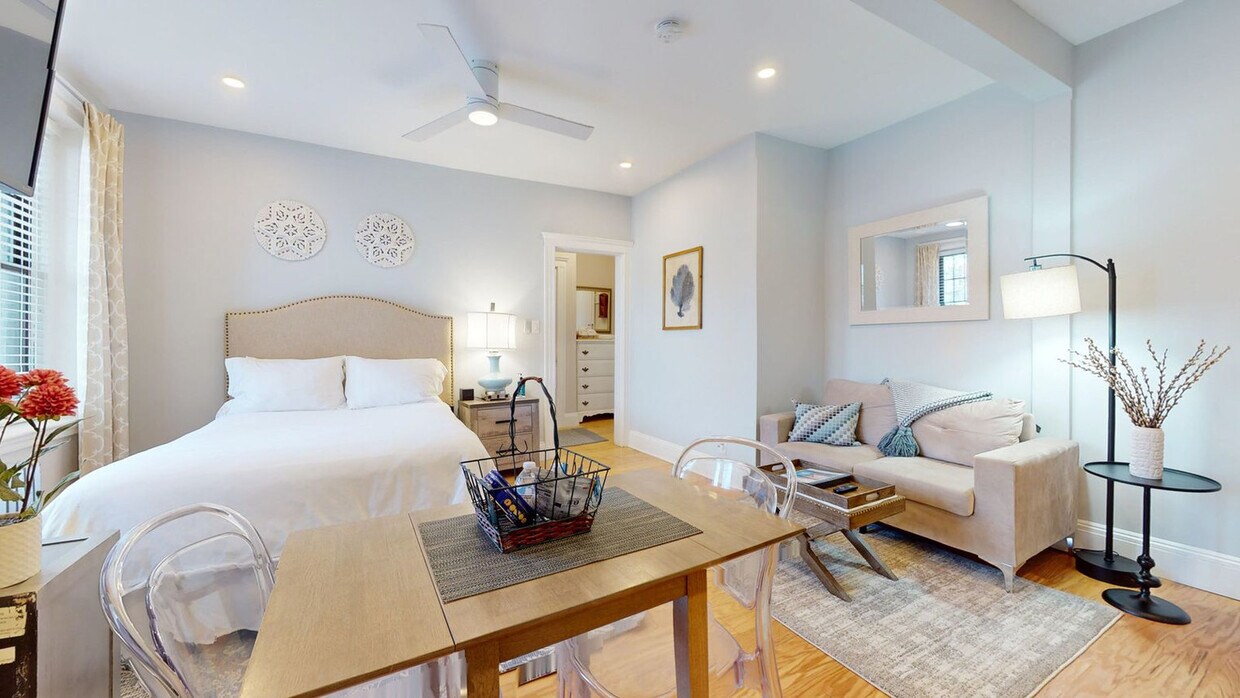 Foto principal - 185 Chestnut Hill Ave