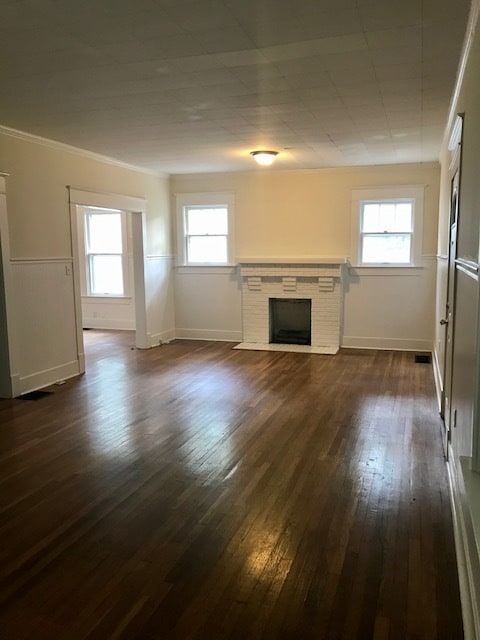 Living Area - 710 N Maple St