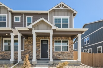 Building Photo - 13461 Oneida Ln