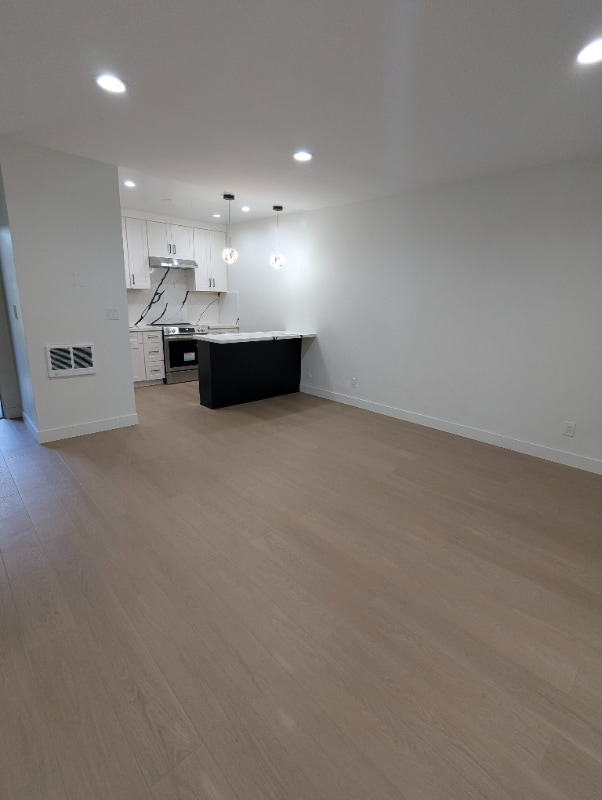 Foto del edificio - 11030 Moorpark St