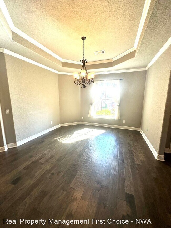 Foto del edificio - 3 br, 2 bath House - 5607 SW Gunstock Road