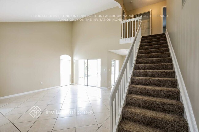 Building Photo - 8229 NW 199th Terrace