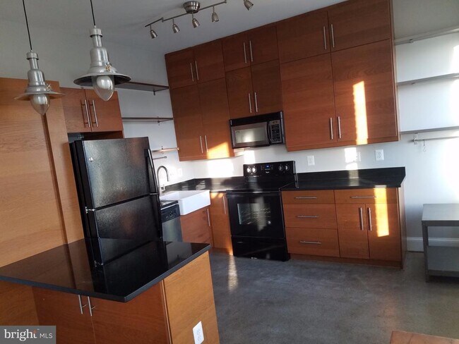 Foto del edificio - 1325 13th St NW