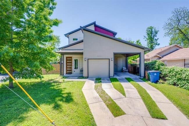 Building Photo - 2921 Prado St