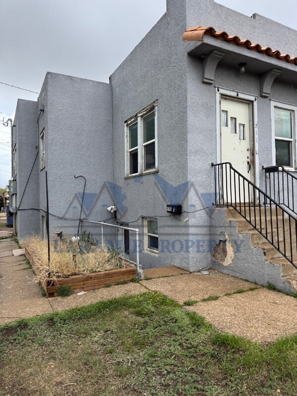 Foto del edificio - 511 1/2 Lewis St