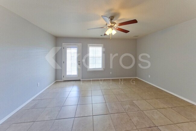 Foto del edificio - 8304 Jill Ct