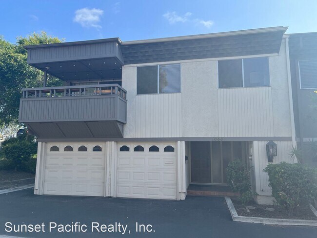 Building Photo - 3 br, 2 bath House - 6385 CAMINITO SALADO